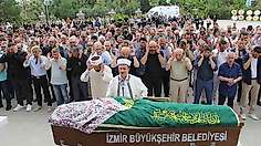 Kazada ölen gıda mühendisi Öykü Su son yolcuğuna uğurlandı