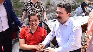Altıeylül'de sevgiye engel yok