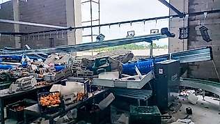 Aydın'da bir fabrikanın duvarı yıkıldı: 8 yaralı
