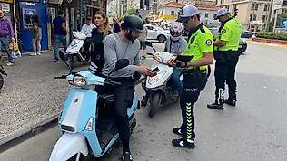 Aydın'daki motosiklet denetimlerinde 37 sürücüye cezai işlem uygulandı