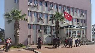 Ayvalık'ta jandarmadan göçmen kaçakçılarına darbe