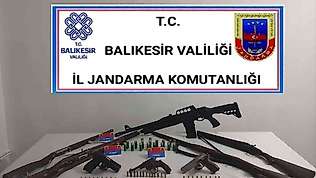 Ayvalık'ta jandarmadan kaçak içki operasyonu