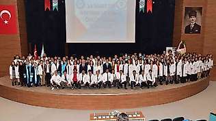 Balıkesir Üniversitesinde, geleceğin hekimleri beyaz önlük giydi
