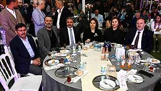 Barlin ailesinin mutlu günü