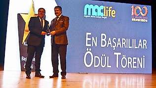 Başkan Arif Teke'ye 'Yılın En Başarılı Belediye Başkanı' ödülü