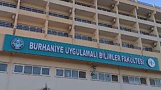 Burhaniye'de Üniversiteliler üretmeye devam ediyor