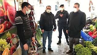 Burhaniye Kaymakamı Koronavirüs denetimlerine katıldı