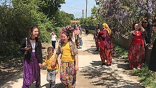 Çanakkale'de Aşıklar Sokağı'nda gençler kısmetini aradı
