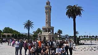 Gemlik İzmir arasında gençlik köprüsü