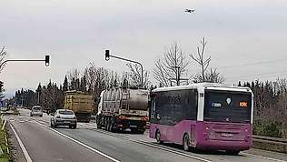 Jandarma trafiği havadan drone ile denetledi