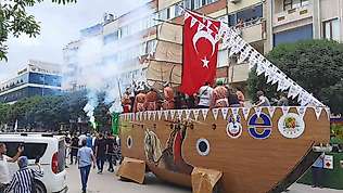 Karadan gemiyi yürüttüler