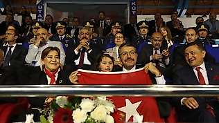 Kütahya'da 19 Mayıs törenlerine damga vuran fotoğraf
