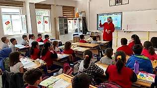 Kütahya'da ilkokul öğrencilerine ağız ve diş sağlığının önemi anlatıldı