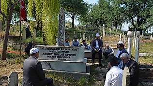 Müftü Ahmet Hulusi Efendi kabri başında anıldı