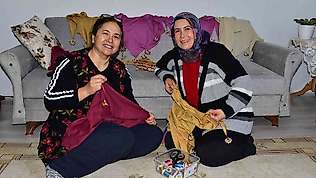 (Özel) Sındırgı'da evler fabrikaya döndü