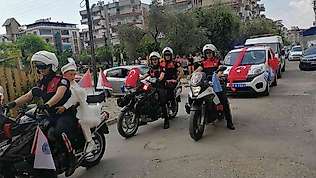 Salihli'de şehit çocuğuna özel konvoy