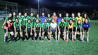 Şampiyon Horozkentspor, Fransa yolcusu