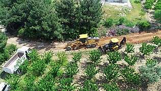 Şehzadeler Belediyesi 27 kilometre daha ova yolunu bakımı yaptı