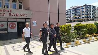 Sokakta eşini öldüren şahıs tutuklandı