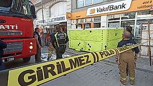 Vatandaşlar intihar girişimini film gibi izledi