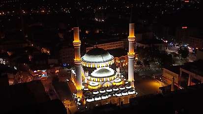 Türkiye’nin ilk asansörlü camisi Ramazan ayına hazır