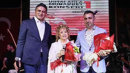 Aliağa'da Bedia Akartürk rüzgarı