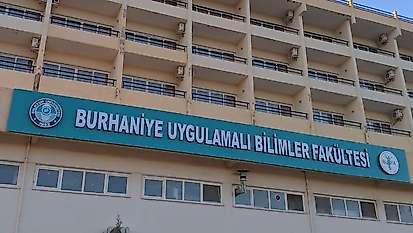 Burhaniye'de Üniversiteliler üretmeye devam ediyor