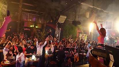 Marmaris'te eğlence hız kesmeden devam ediyor