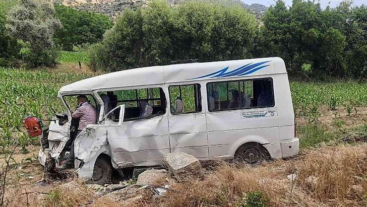 Aydın'da trafik kazası: 3 yaralı