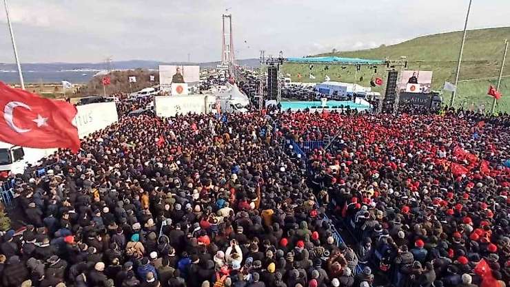 Bakan Karaismailoğlu: '1915 Çanakkale Köprüsü, destanın hatırasına yakışacak bir abide olan şaheser olmuştur'