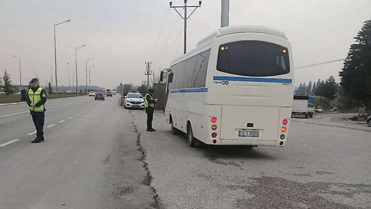Balıkesir'de 50 aranan şahsa gözaltı