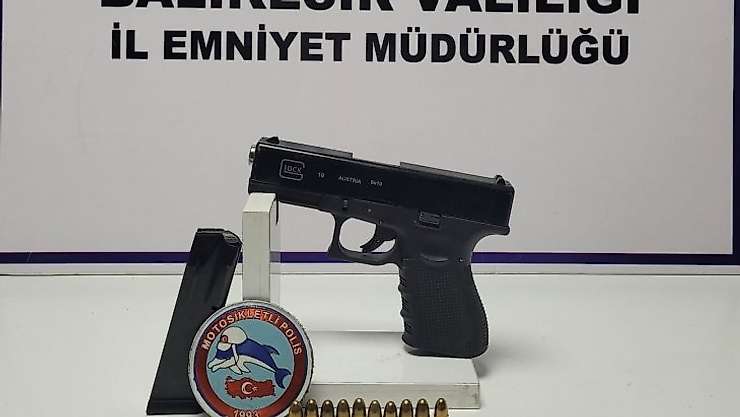 Balıkesir'de polisten 55 şahsa 'Huzur' operasyonu