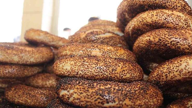 Balıkesir'de simit 3 lira oldu