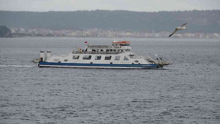 Bozcaada seferlerine fırtına engeli