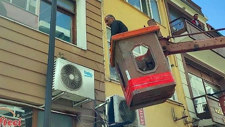 Çanakkale'de kedi kurtarma operasyonu