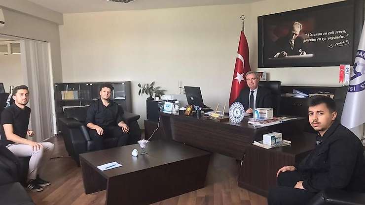 Dekan Akkoyun, öğrencilerle değerlendirmelerde bulundu