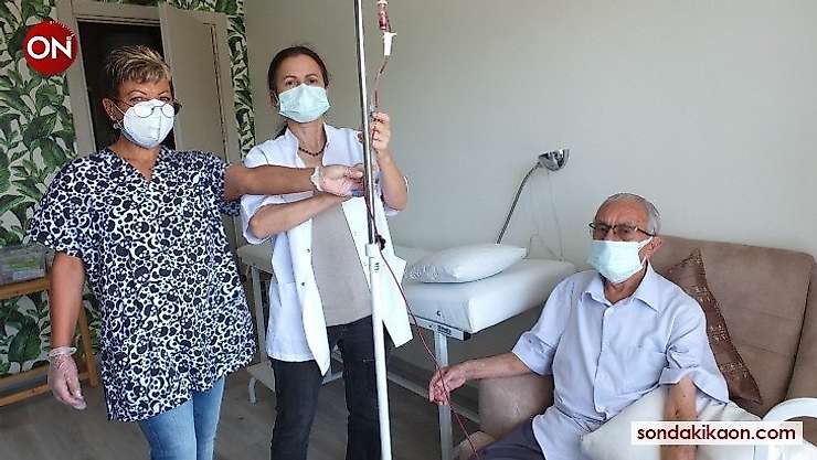 Doktor ozonu önce kendisine sonra hastalara uygulamaya başladı