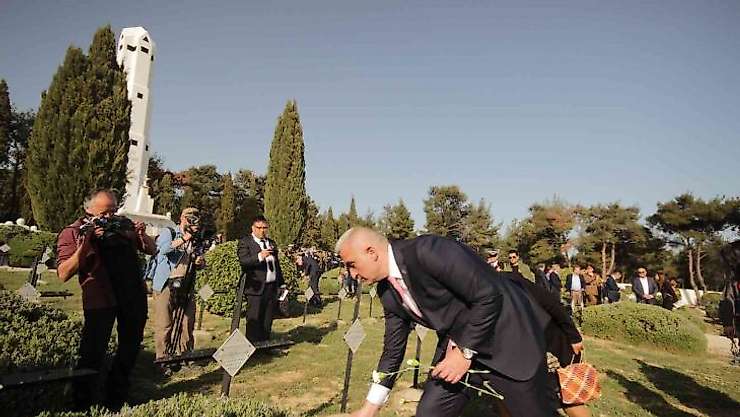 Fransız Askeri Mezarlığı'nda anma töreni yapıldı