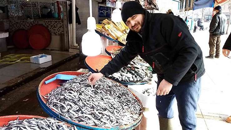 Hamsinin kulağına kar suyu kaçtı