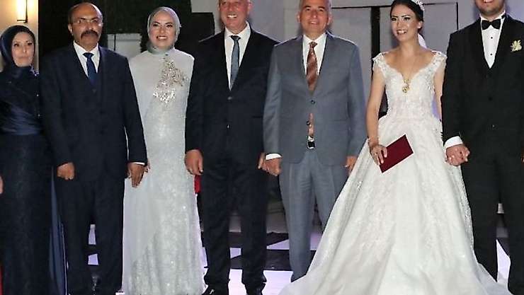 Işık ve Şen ailelerinin mutlu günü