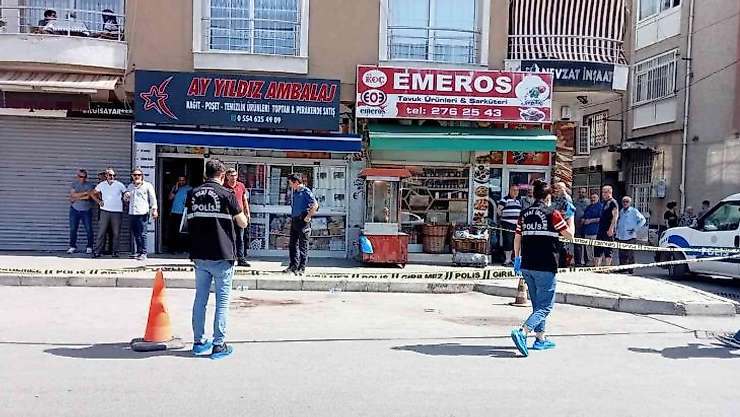 İzmir'de iki grup arasında silahlı kavga: 3 yaralı