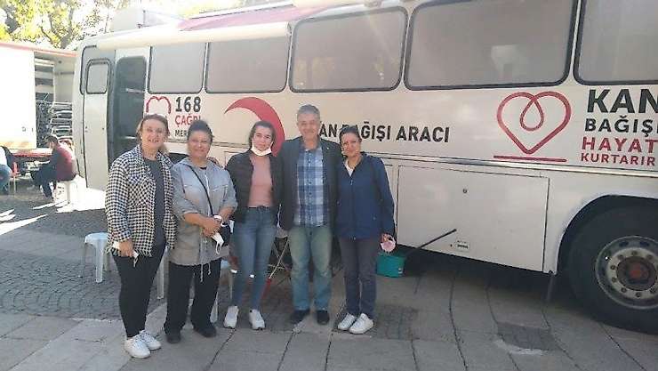 Kızılay Erdek'te kan topladı