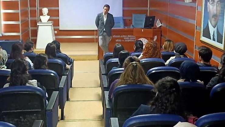 Kütahya Evliya Çelebi Hastanesi'nde 48 sağlık çalışanı göreve başladı