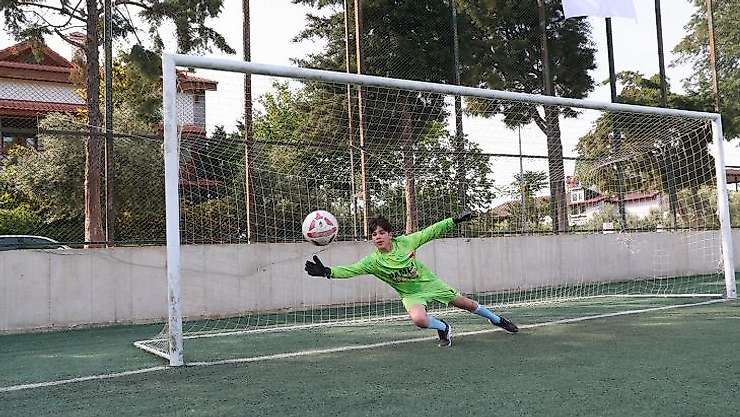 Merkezefendi'de 19 Mayıs Gençlik Futbol Turnuvası başladı