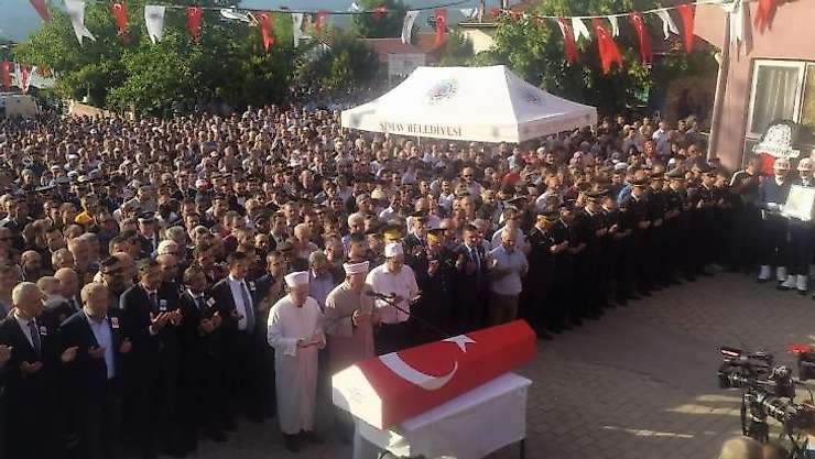 Piyade Uzman Çavuş Hüseyin Cankaya son yolculuğuna uğurlandı