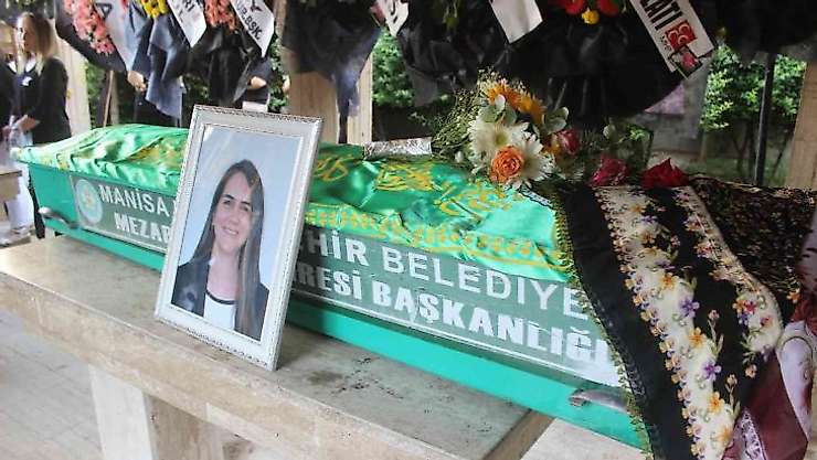 Salihli genç sigortacıya ağlıyor