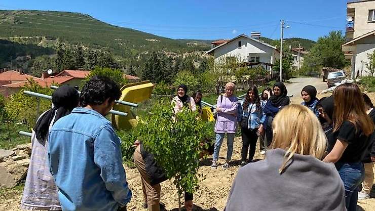 Şaphane Meslek Yüksekokulu öğrencilerine aktivite-uğraşı terapisi çalışması