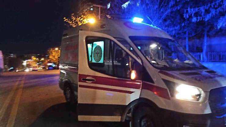 Sokak ortasında meslektaşını ağır yaralayan oto lastikçi tutuklandı
