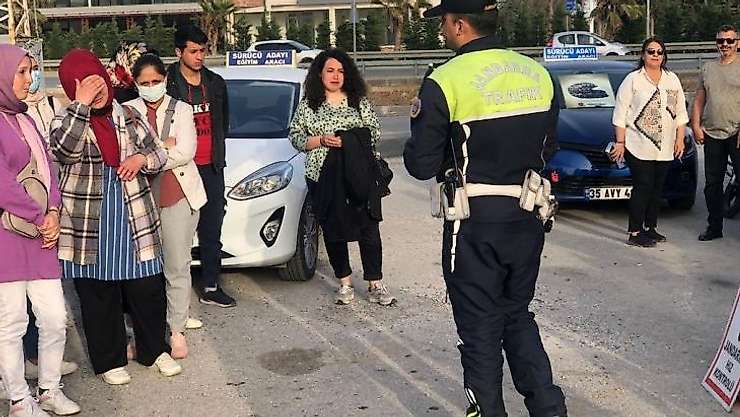 Sürücü adaylarına son ders jandarmadan