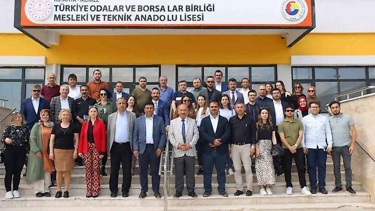 TOBB Kütahya OSB Meslek ve Teknik Anadolu Lisesi ortaokul idarecilerine tanıtıldı